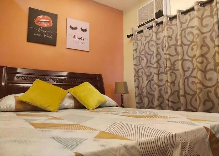 Pauline's At San Marino Residences Apartment *
